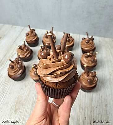 Cikolata-Kapli-Cupcake