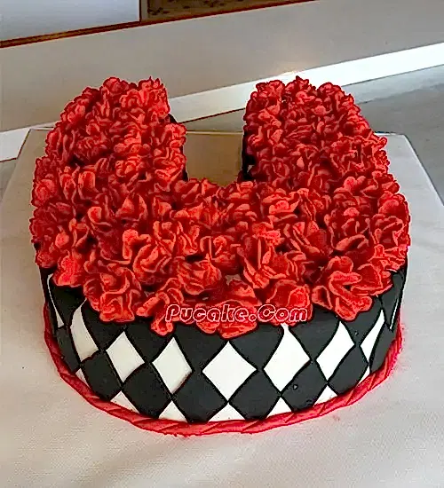 Kırmızı Çiçekli Harf Pasta - Görsel 2