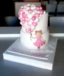 Balon Tutan Kız