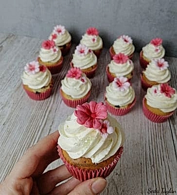 Kremali-Cicekli-Cakepops-Ankara