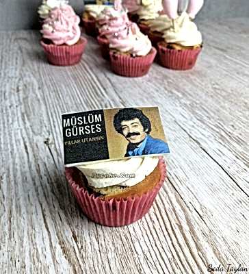 Muslum-Gurses-Cupcake