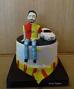 Sarı Kırmızı Futbol taraftar Pastası