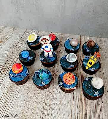 Uzay-Temali-Cupcake